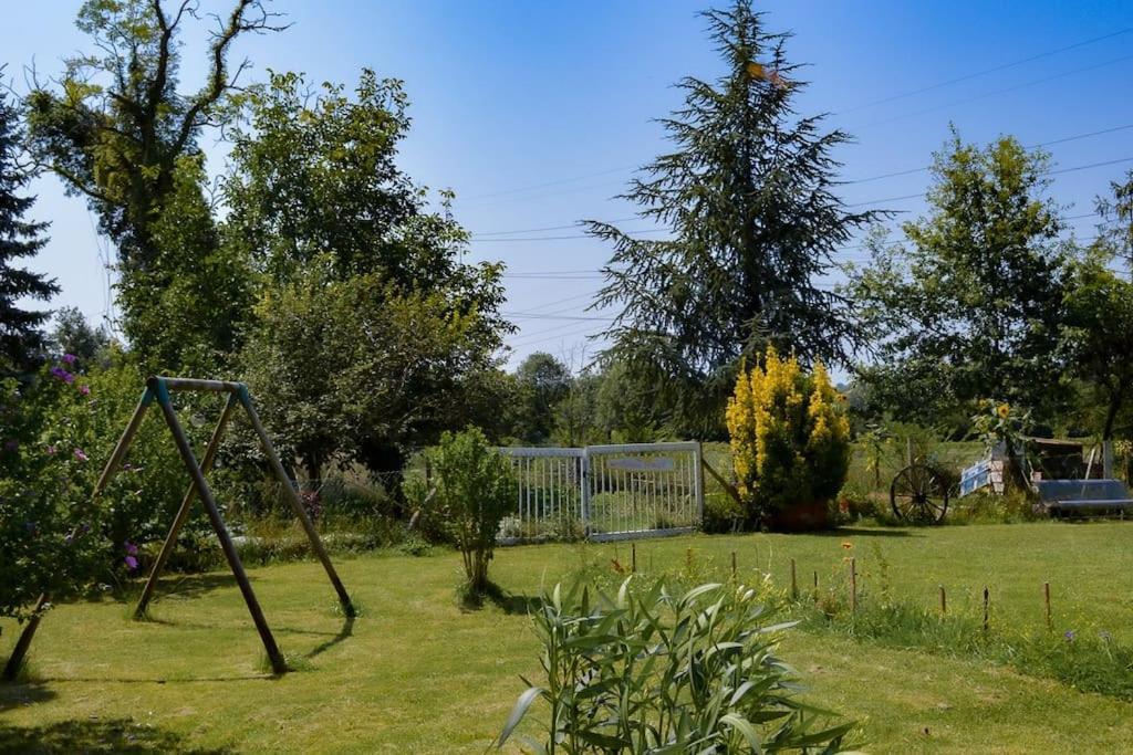 Appartement Gite A La Ferme Chaleureux à Civrac-de-Blaye Extérieur photo